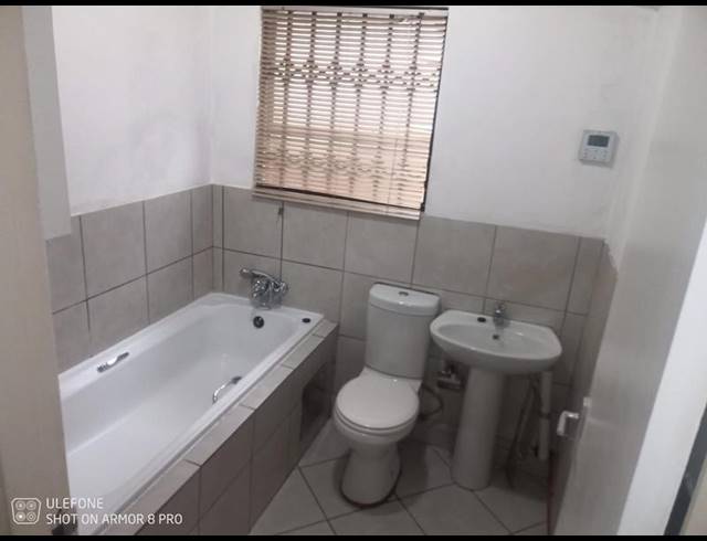 2 BEDROOM TOWNHOUSE FOR SALE IN DAWN PARK EXT